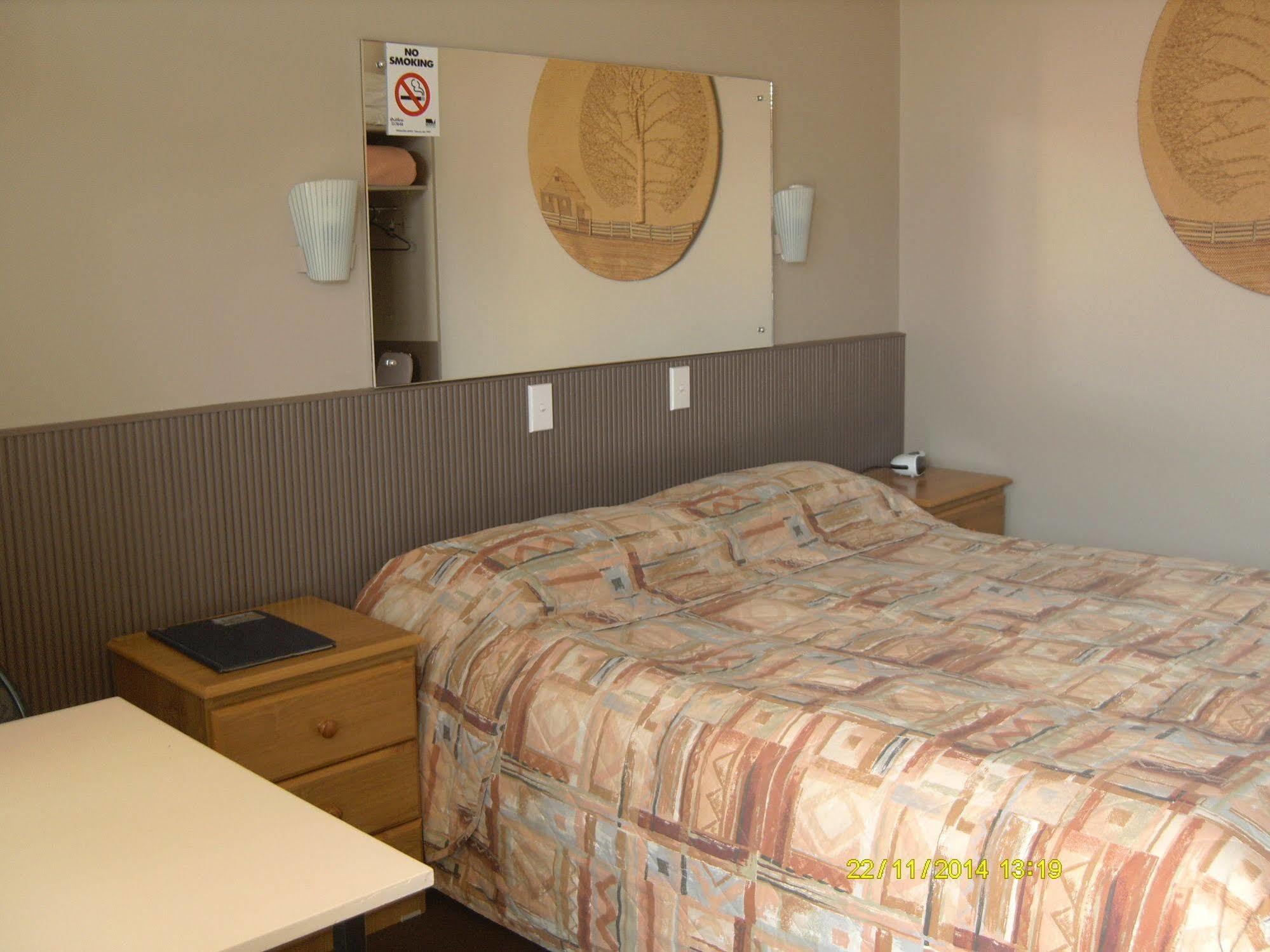 Travellers Rest Motel แบร์นสเดล ภายนอก รูปภาพ